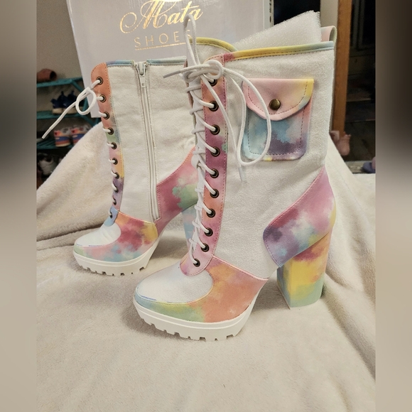Tie Dyed Heeled Boots Size 8 - Picture 1 of 10